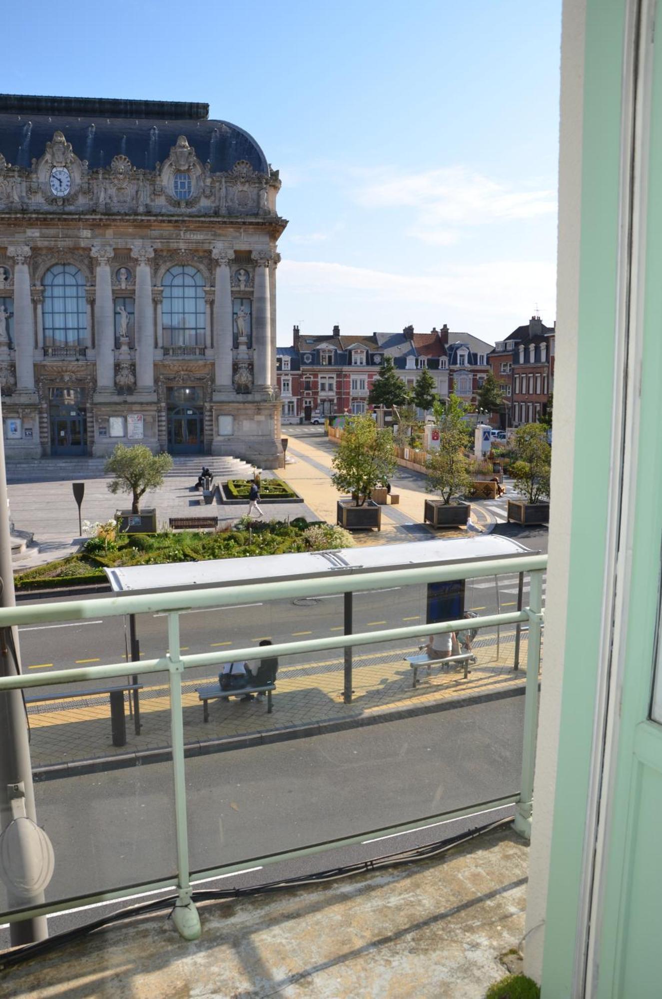 Le Gambetta Theatre De Calais Daire Dış mekan fotoğraf