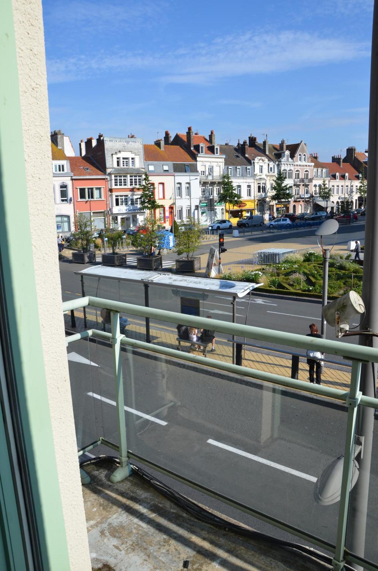 Le Gambetta Theatre De Calais Daire Dış mekan fotoğraf
